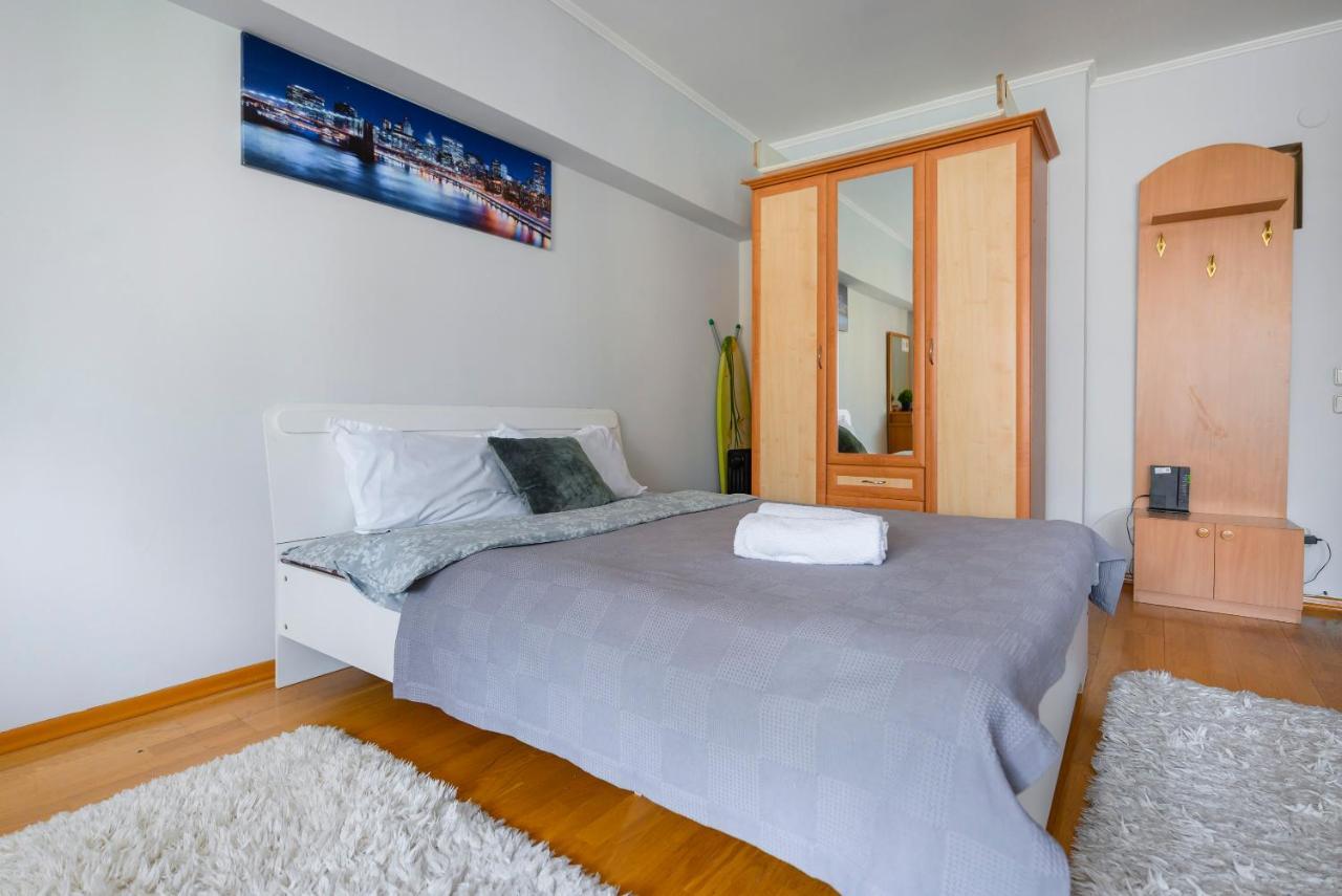 На Проспекте Ленина Apartment Almaty Ngoại thất bức ảnh