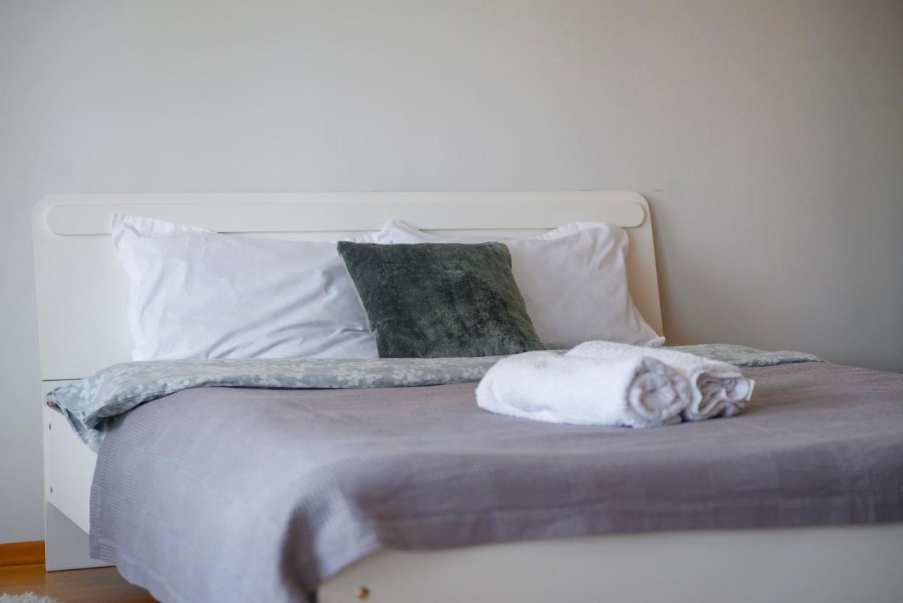 На Проспекте Ленина Apartment Almaty Ngoại thất bức ảnh