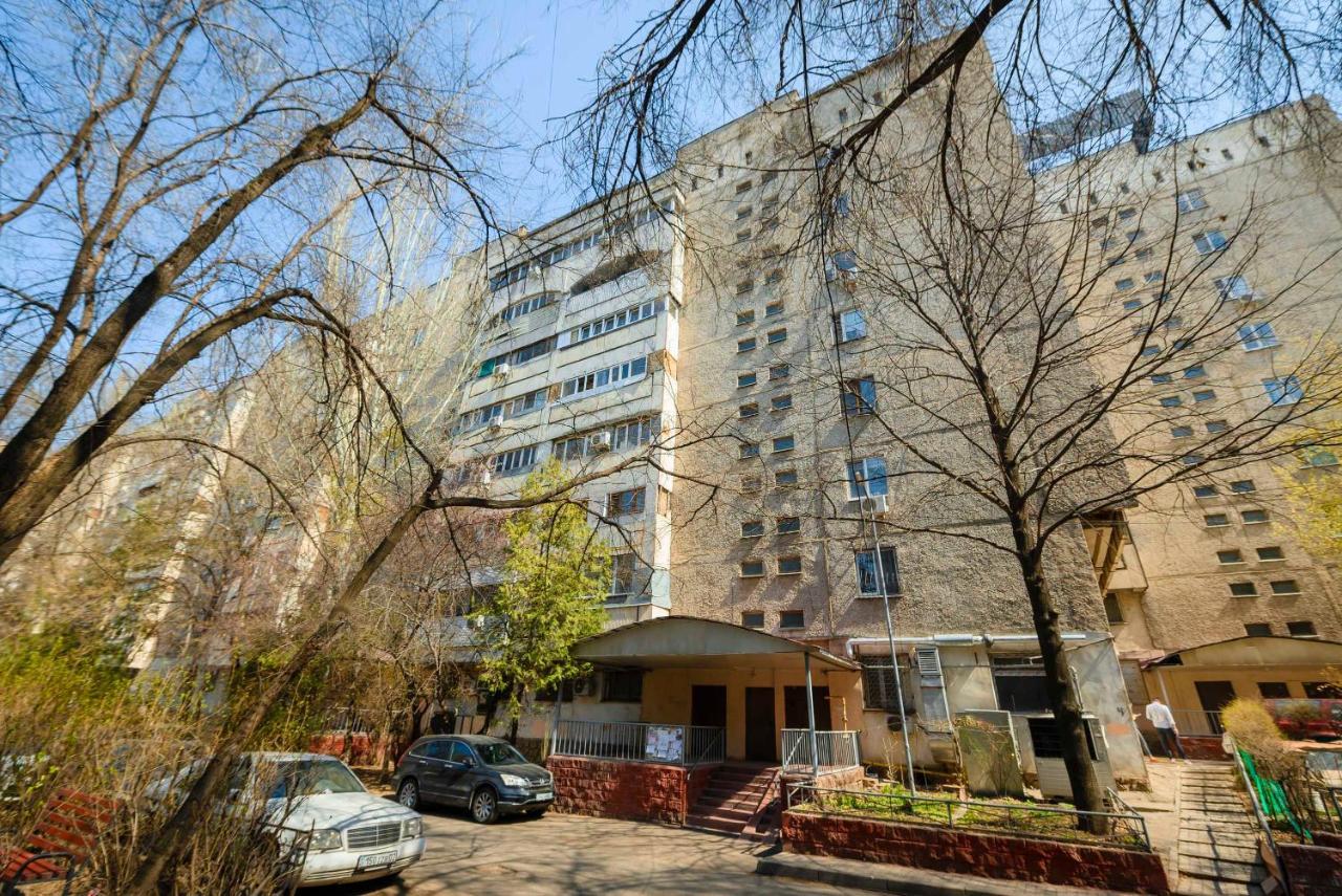 На Проспекте Ленина Apartment Almaty Ngoại thất bức ảnh